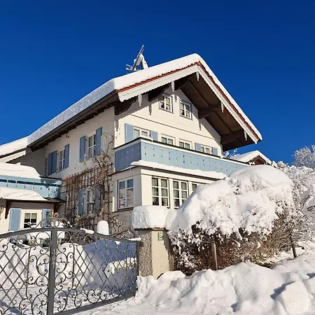 Gerold Apartment